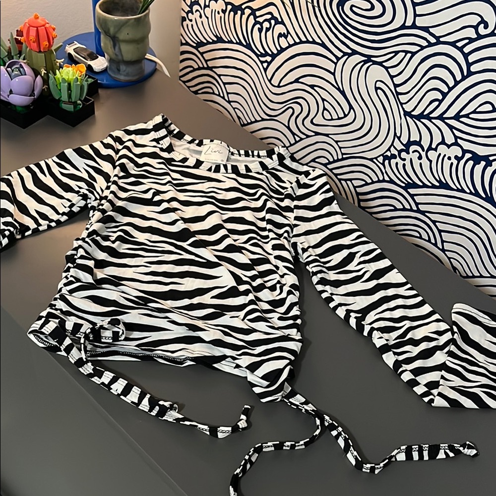 Olivia Rae Black and White Zebra Print Long Sleeve Top